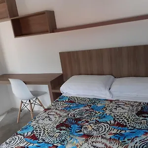 Varanda_77 Quarto em Acomodações Particulares São Paulo